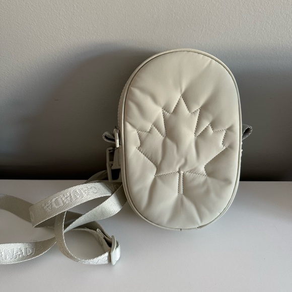 Lulu Lemon Canada Cross Body Bag - Picture 1 of 6